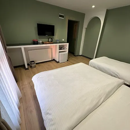 Otel Heaven Airport 3*