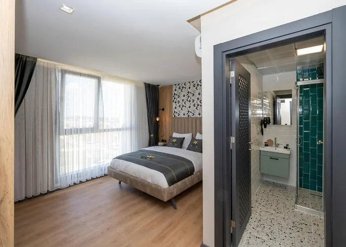 Hotel Heaven Airport