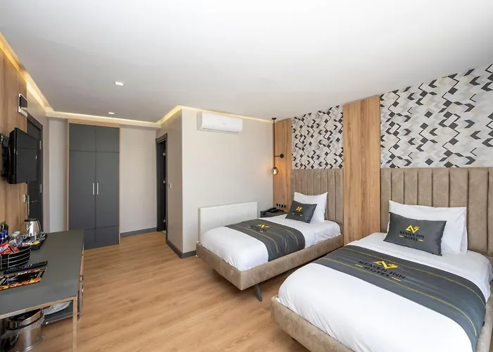 Hotel Heaven Airport