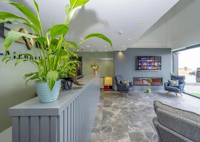 Hotel Heaven Airport