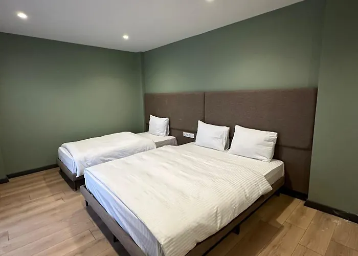 Hotel Heaven Airport